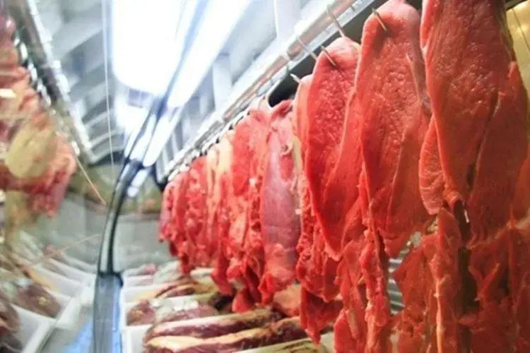 Carne pesa na cesta de Uberlândia