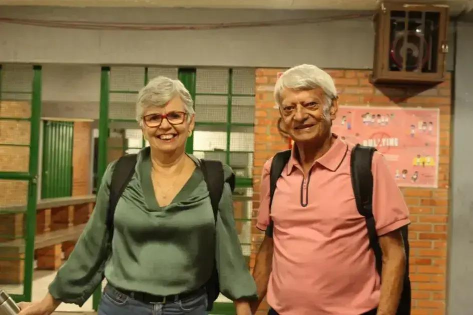 Casal de Itabira retorna às salas de aula aos 72 e 82 anos