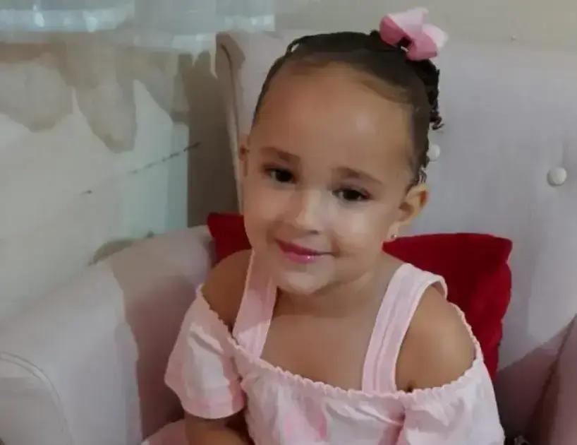 Corrente do bem: ajude Ana Júlia a vencer a luta contra o câncer