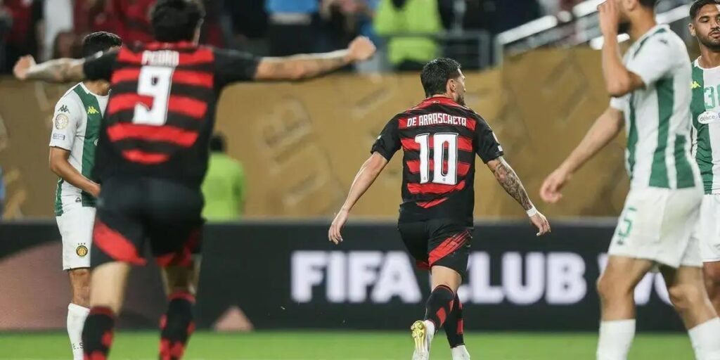 Flamengo conquista vitória em estreia no Supermundial de Clubes contra o Espérance