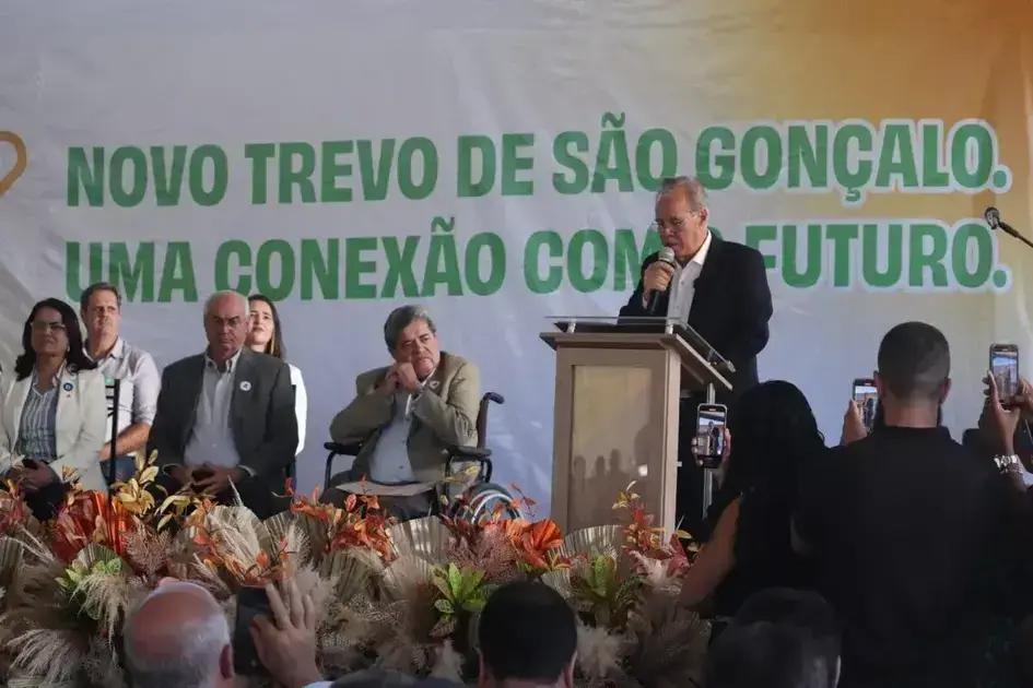 Inauguração do novo trevo da BR-381 em São Gonçalo do Rio Abaixo