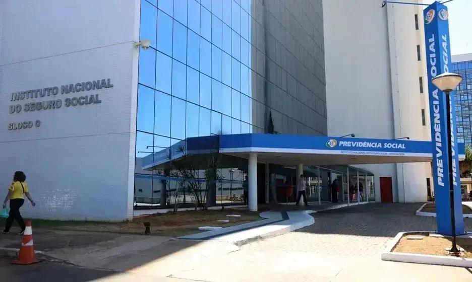 Justiça bloqueia R$ 2,8 bilhões em fraudes no INSS