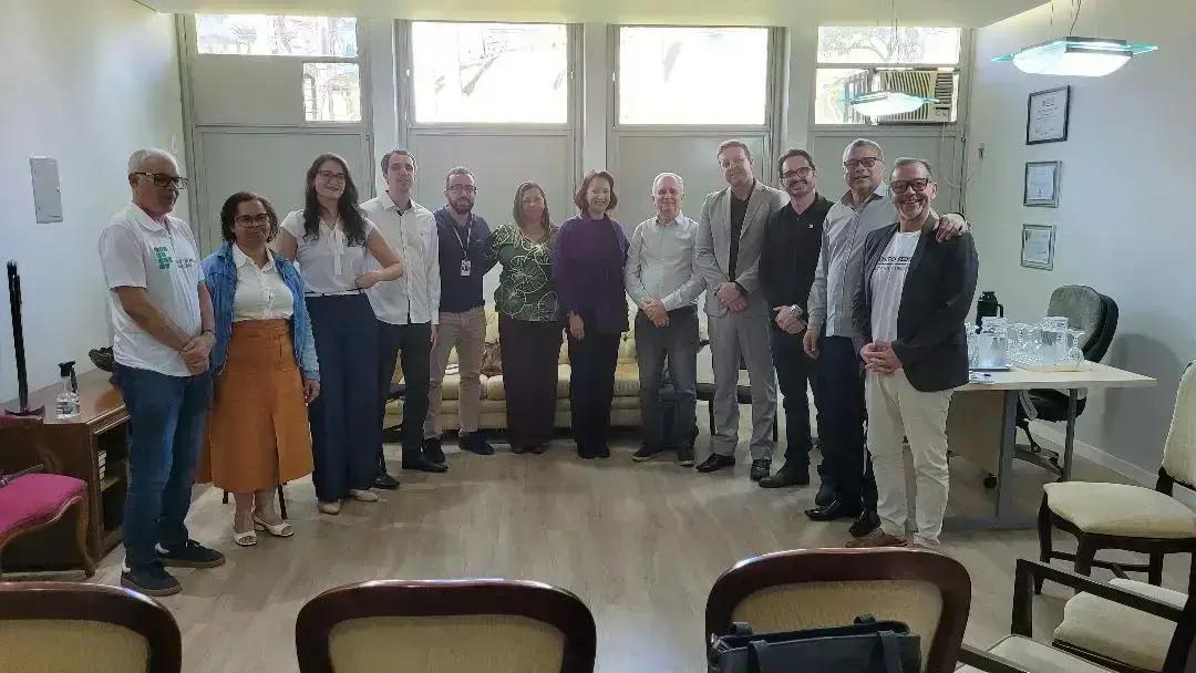 Prefeito de João Monlevade discute nova unidade do IFMG com reitor