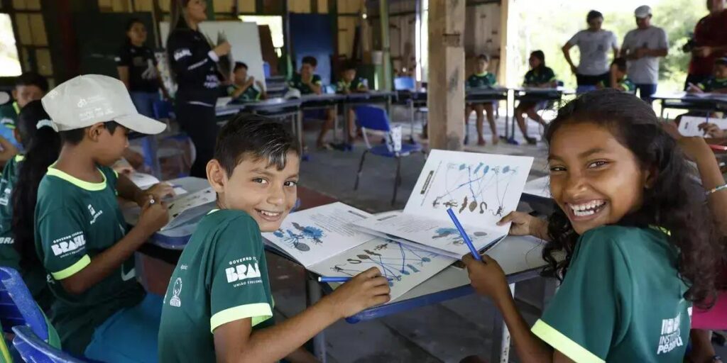 Projeto Alfamangue: Alfabetização Ambiental na Vila dos Pescadores