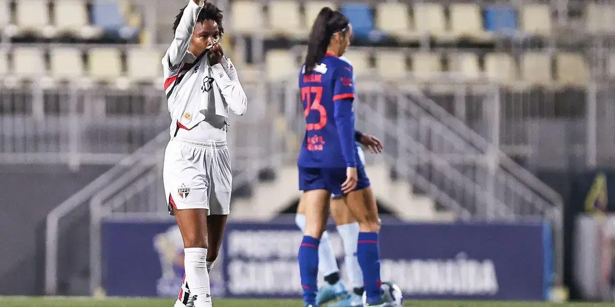 São Paulo vence Bragantino e avança para as quartas do Campeonato Feminino