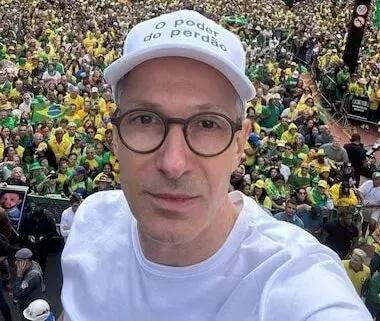 Zema classifica julgamento de Bolsonaro no STF como 'questão pequena'