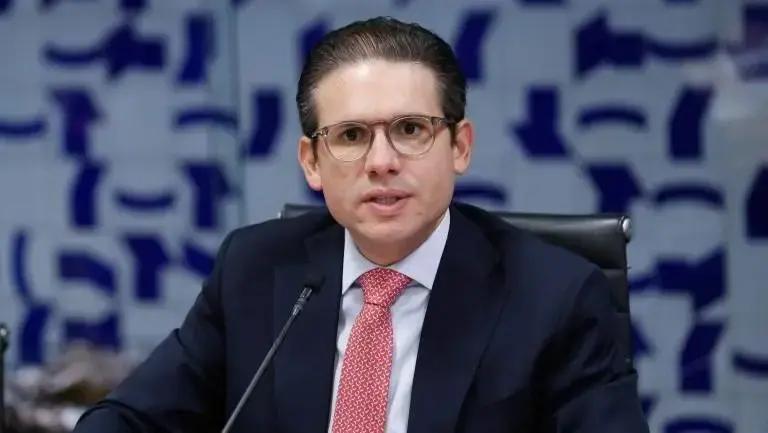 A guerra dos algoritmos: como a inteligência artificial molda narrativas políticas