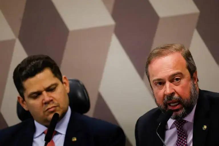 Alcolumbre e Silveira: uma tregua política no governo Lula