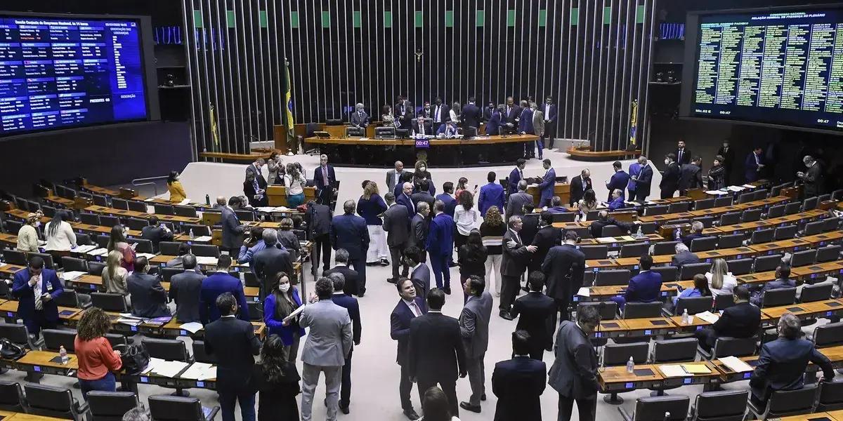 Câmara dos Deputados aprova criação da Estratégia Nacional de Saúde