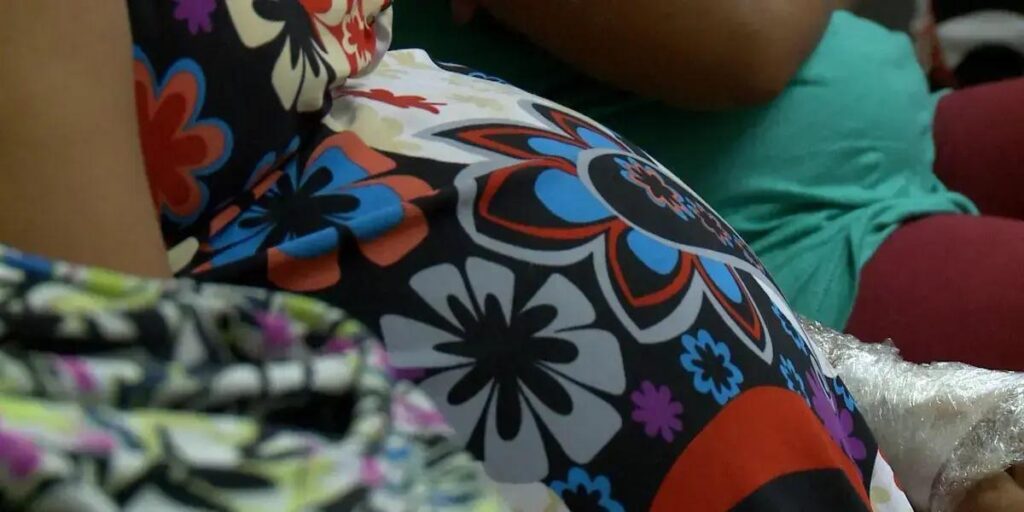 Estudo revela que uma em cada 23 adolescentes no Brasil se torna mãe anualmente