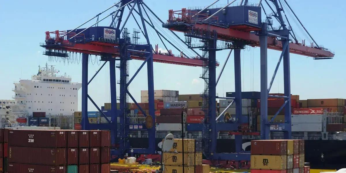 Governo regulamenta a Lei de Reciprocidade Comercial diante de tarifas dos EUA
