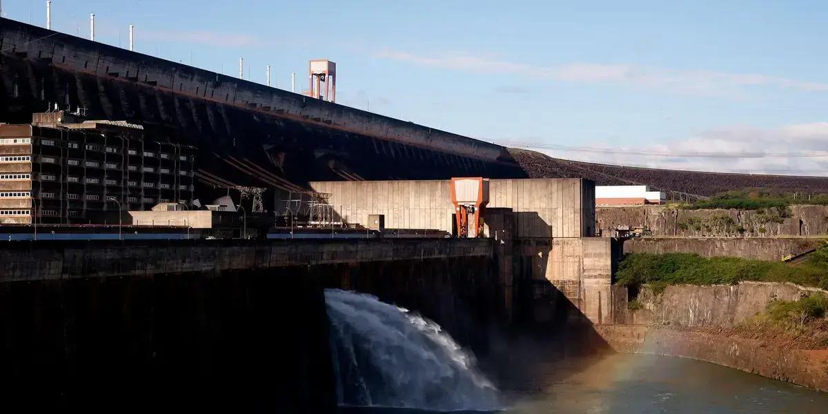 Itaipu Binacional investe em energias renováveis para dobrar capacidade