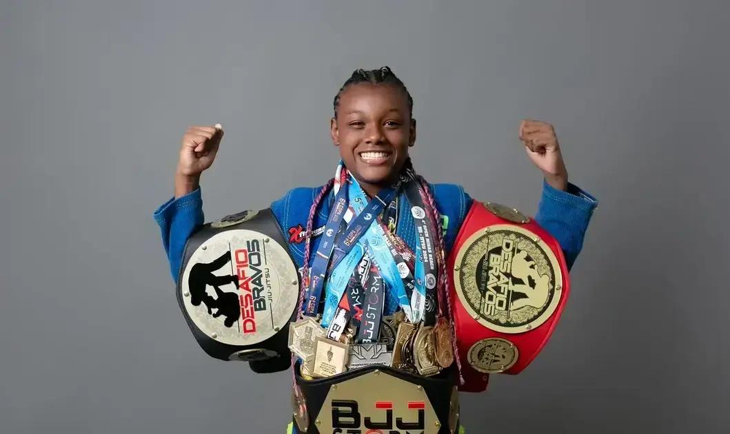 Juju Emiliano: Homenagem da Câmara Municipal de Nova Era pelo Jiu-Jitsu