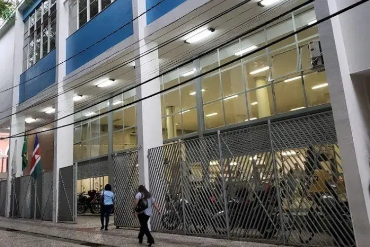 Justiça determina que candidatos devolvam verbas