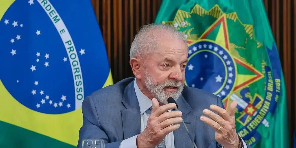 Lula participa de reunião no Chile para defender a democracia