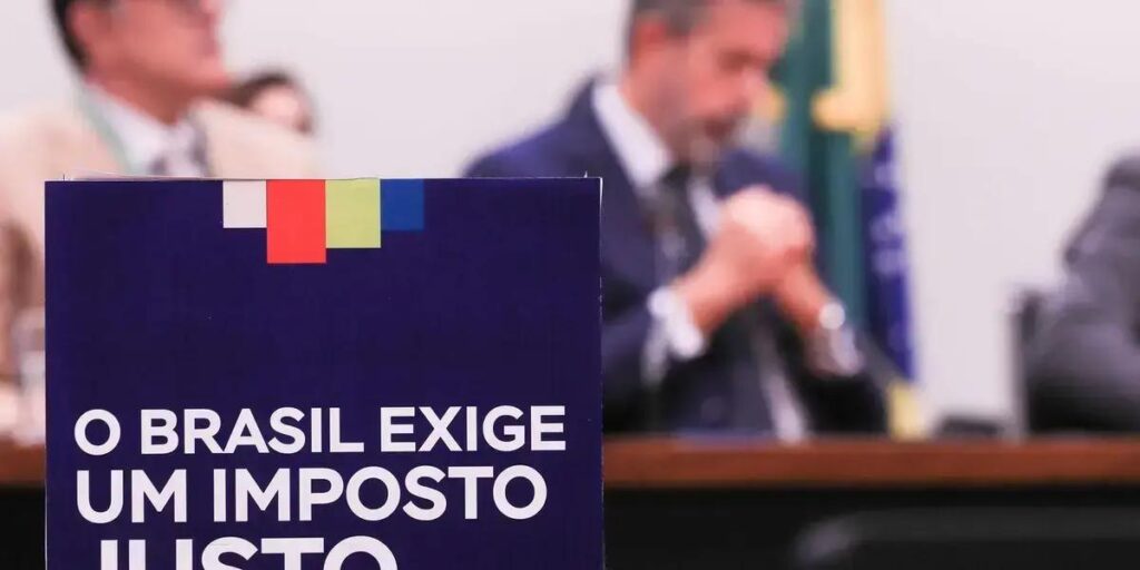 Organizações sociais clamam por justiça tributária em manifesto ao Congresso