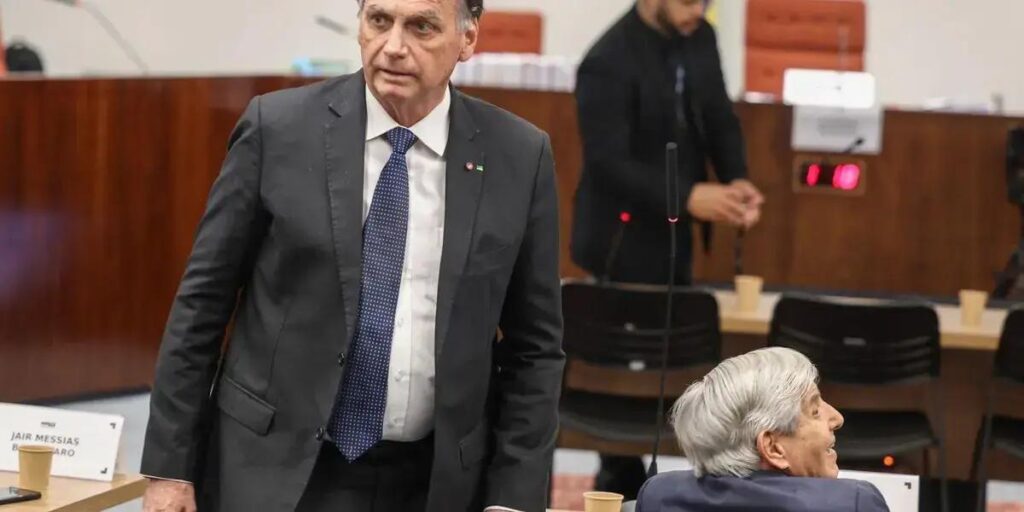 PGR solicita condenação de Jair Bolsonaro e outros por tentativa de golpe de Estado