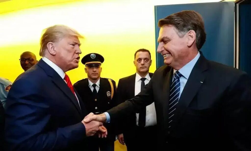 Postagem de Trump sobre Bolsonaro gera silêncio entre ministros do STF