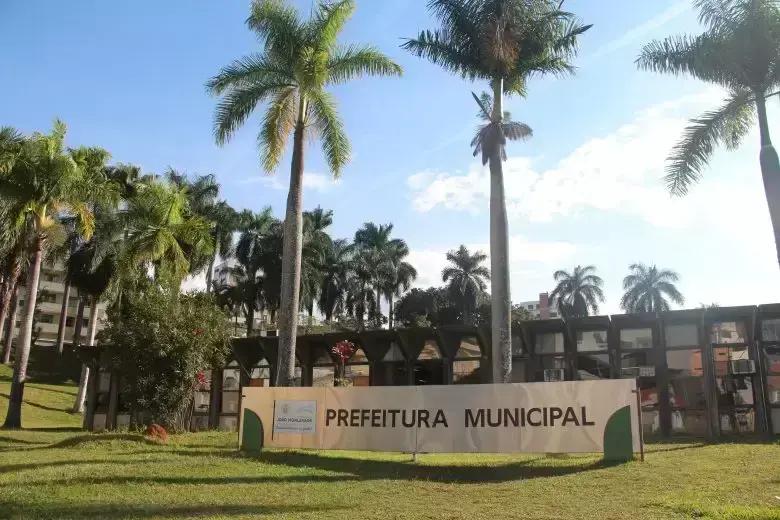 Prefeitura de João Monlevade abre edital para contratação de Oficial Administrativo