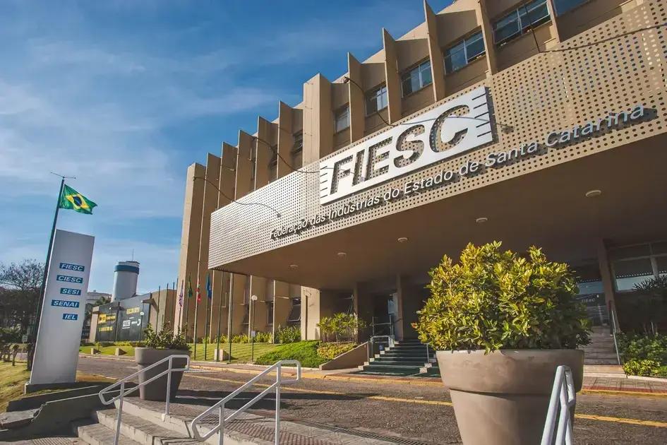 Tensão entre Brasil e EUA gera apreensão entre exportadores de Santa Catarina