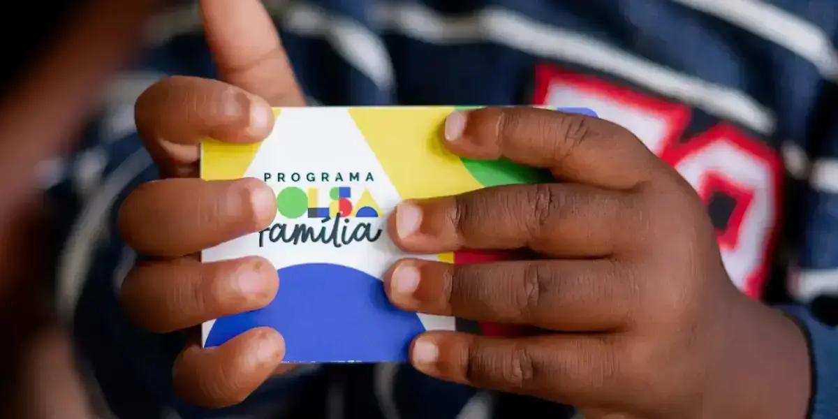 Caixa Econômica inicia pagamento do Bolsa Família para NIS final 6
