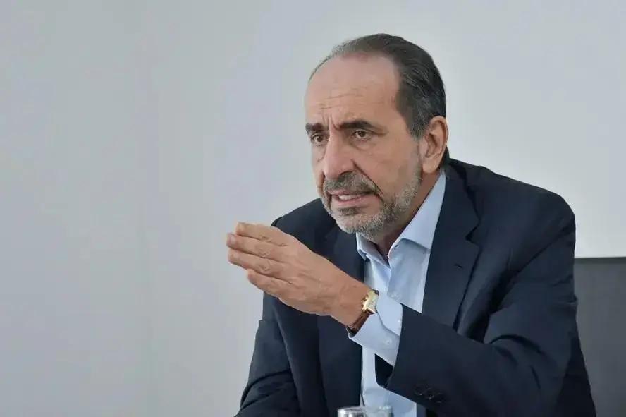 Críticas unificadas marcam a pré-candidatura de Zema à presidência