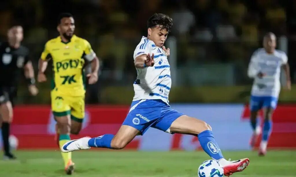 Cruzeiro empata com o Mirassol e agora está em 3º no Brasileirão