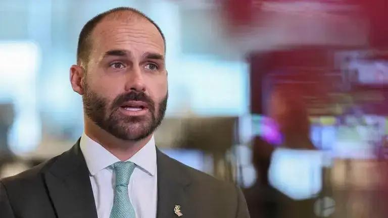 Eduardo Bolsonaro gera apreensão no Congresso e pode isolar bolsonaristas