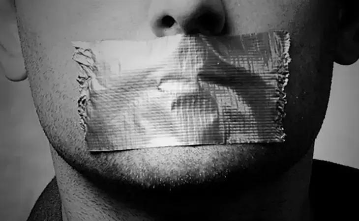 Efeitos da Lei da Mordaça: Censura e Silêncio nas Universidades Brasileiras