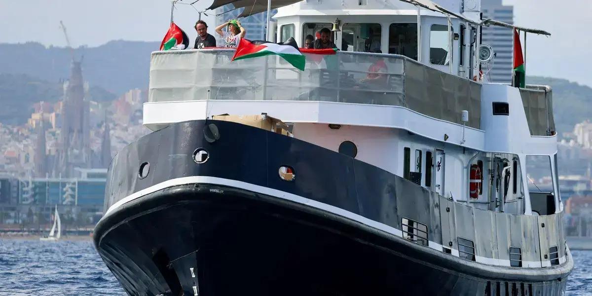 Greta Thunberg se une a flotilha de ajuda humanitária rumo a Gaza