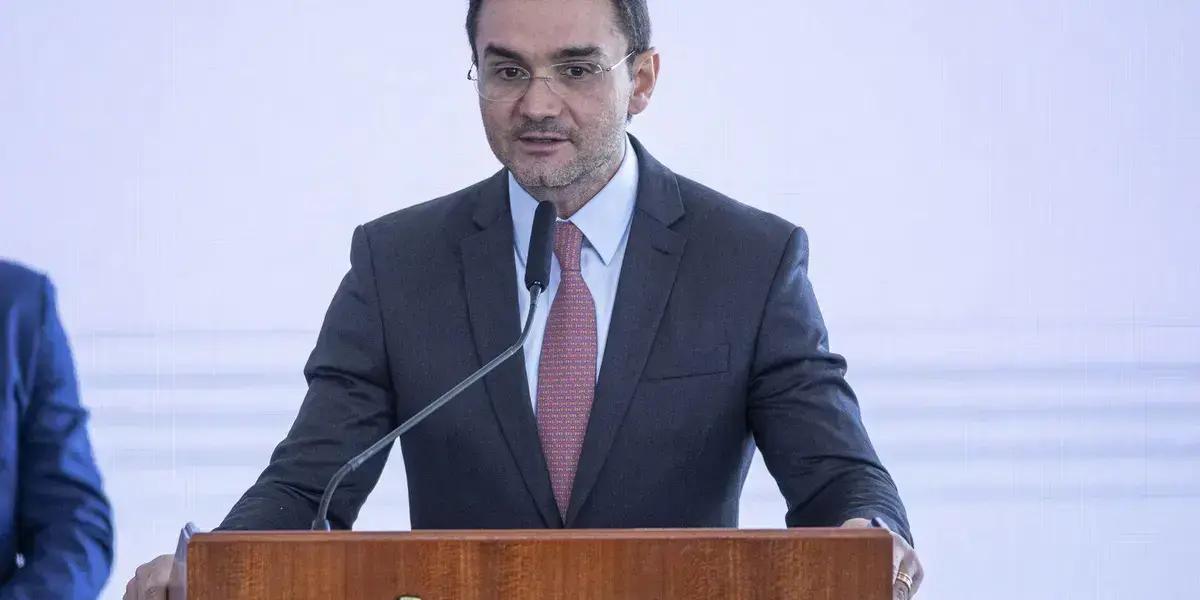 Ministro Celso Sabino assegura hospedagem acessível para a COP30 em Belém