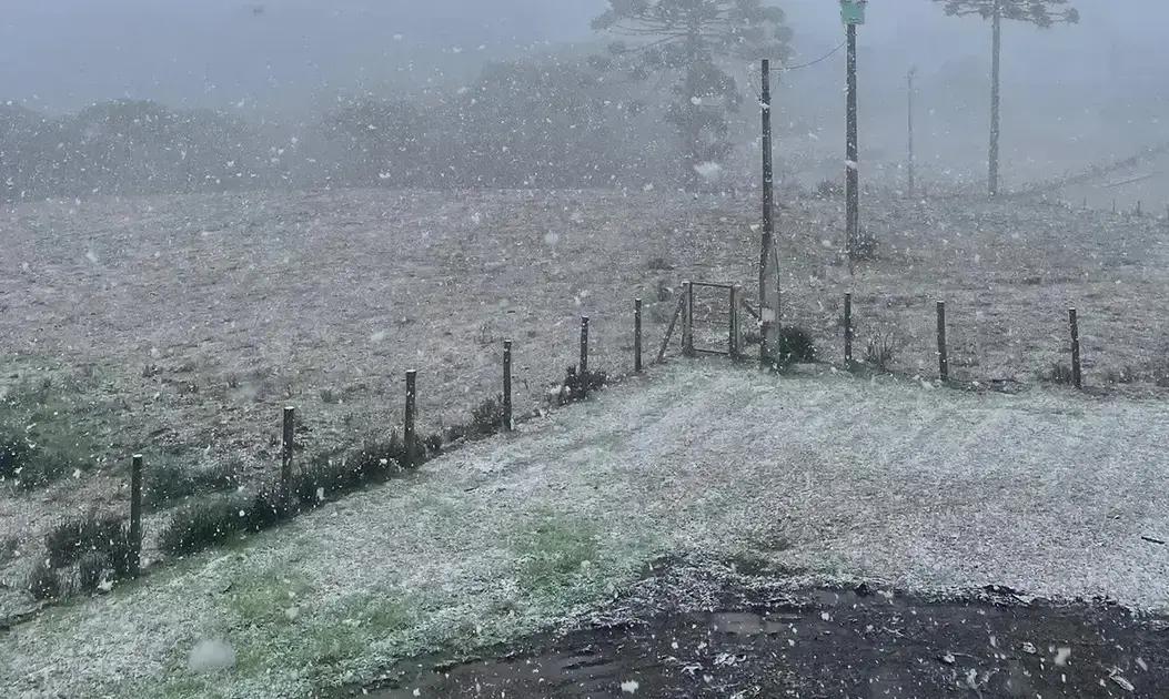 Nevou no Rio Grande do Sul: cidades registram flocos de neve