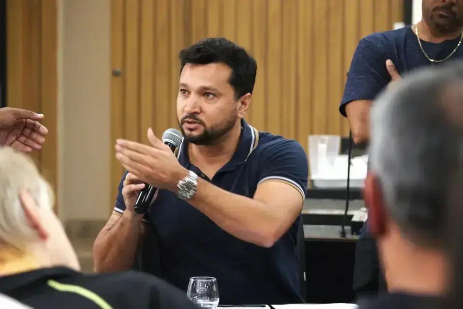 Vereador Diguerê propõe melhorias no atendimento das creches em Itabira