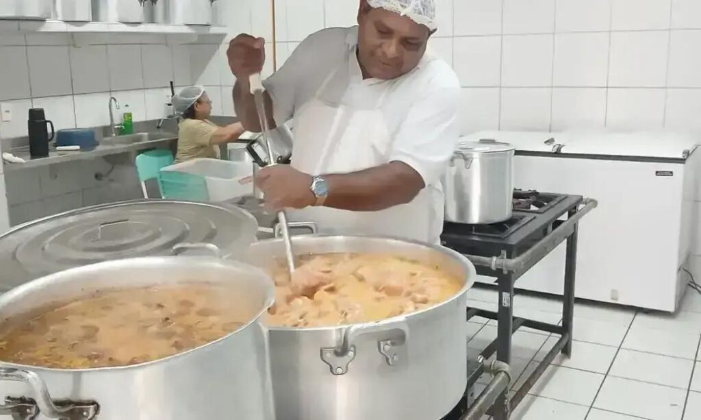 Brasil se destaca mundialmente em alimentação escolar, revela especialista da ONU