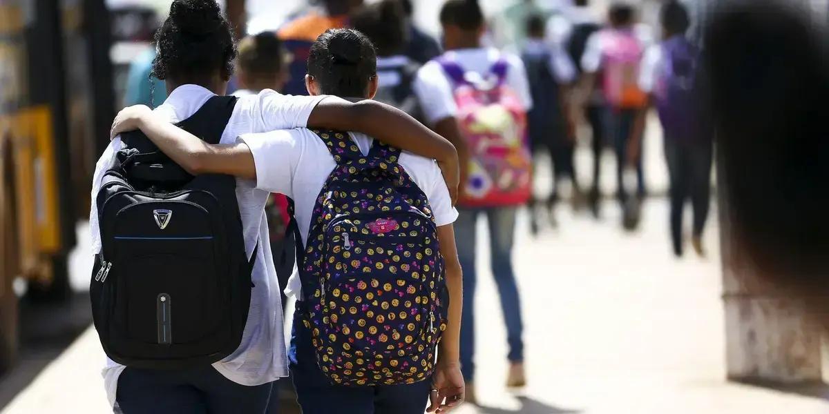 Governo intensifica campanha de vacinação contra HPV para jovens até dezembro
