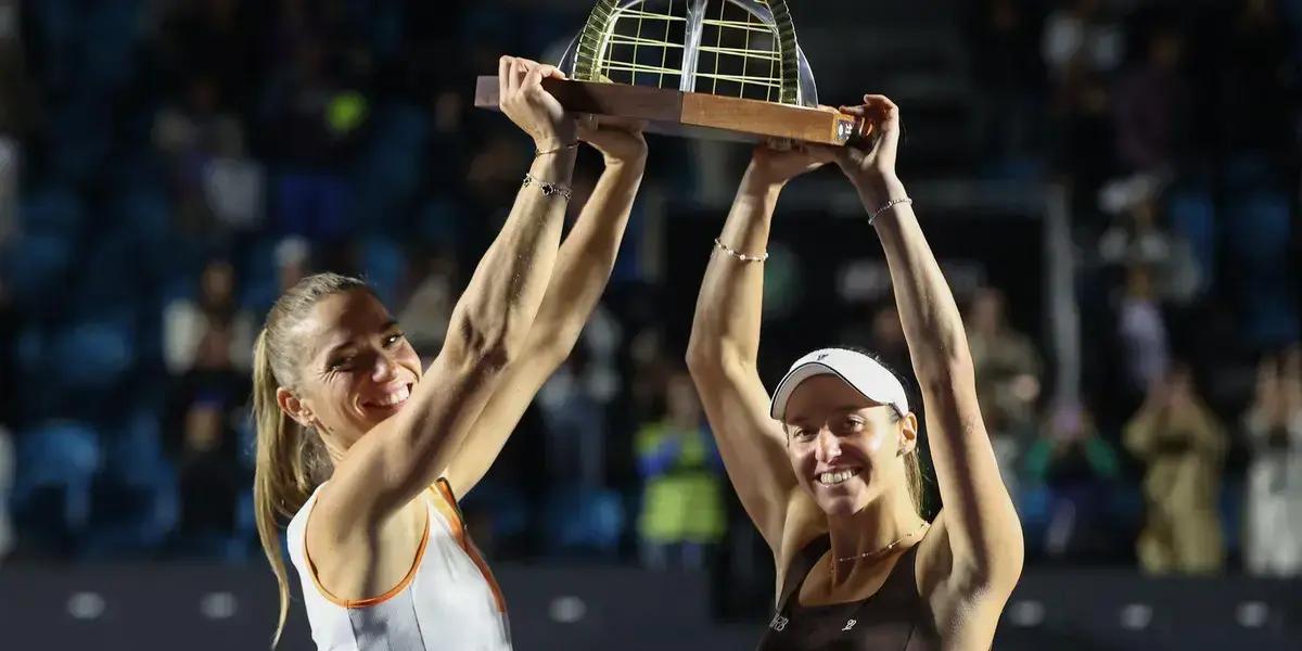 Luisa Stefani e Timea Babos vencem título de duplas no SP Open 2025