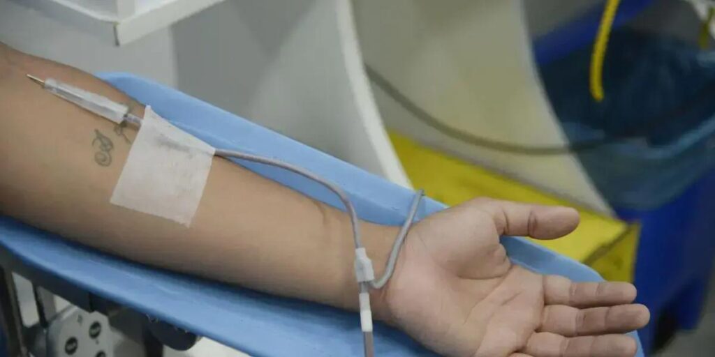 Sociedade de Reumatologia clama por mais centros de infusão no SUS