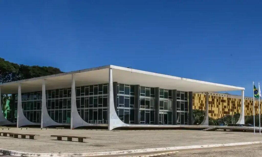 Usucapião Familiar: Ex-Cônjuge Pode Conquistar Propriedade em 2 Anos