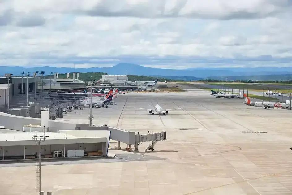 Voo com repatriados brasileiros chega a Belo Horizonte hoje
