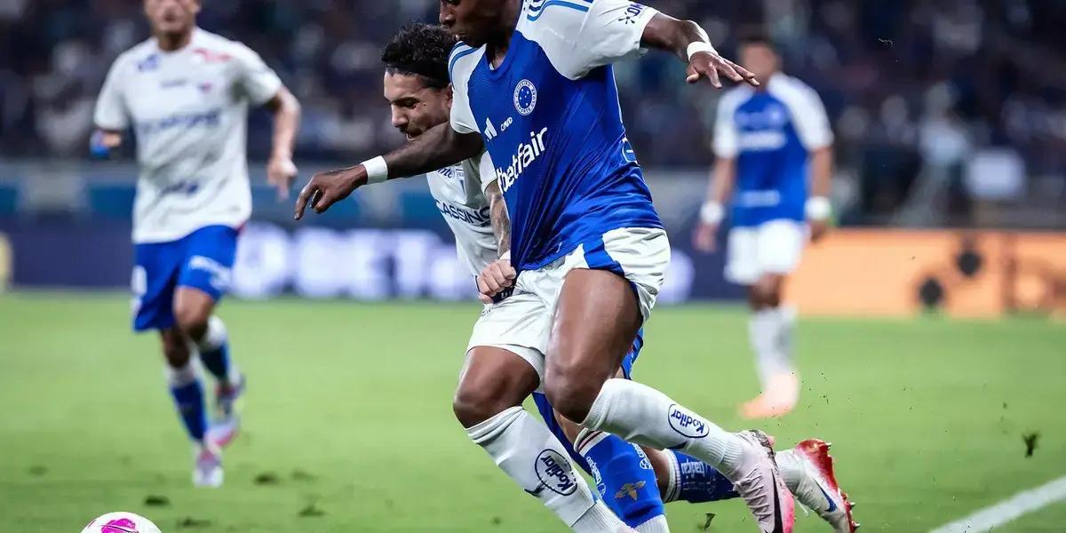 Cruzeiro vence Fortaleza e se aproxima dos líderes do Campeonato Brasileiro