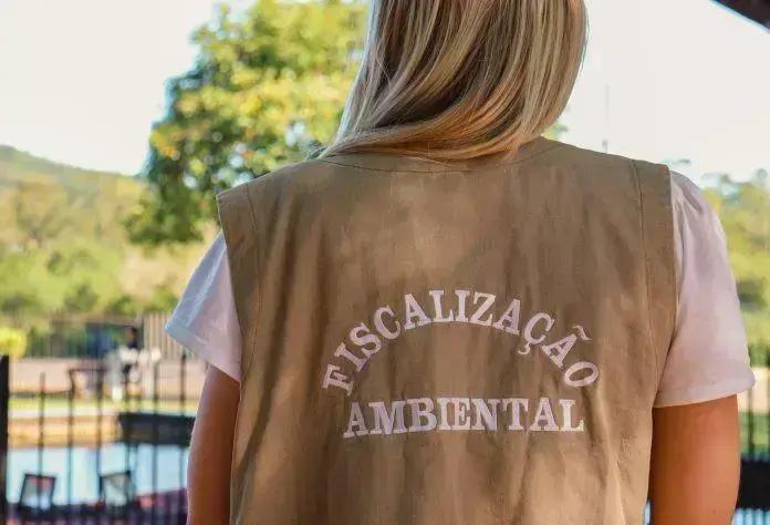 Prefeitura de São Gonçalo do Rio Abaixo seleciona Analista e Fiscal Ambiental