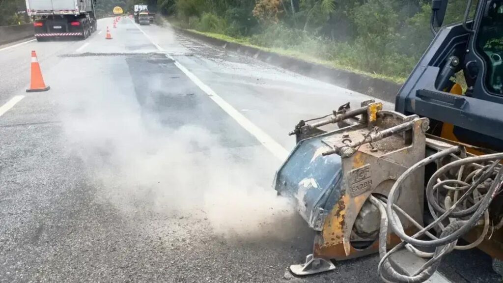 Trânsito na BR-040 terá alterações em Santos Dumont neste sábado devido à manutenção