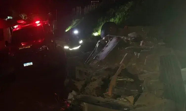 Acidente fatal na BR-459: um morto e três feridos em colisão