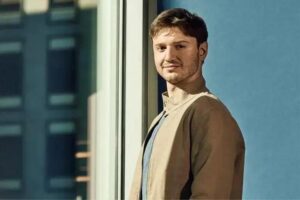 Startup de IA forma jovens bilionários após investimento de US$ 350 milhões