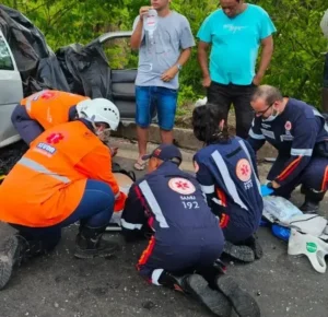 Tragédia na BR-381: Quatro pessoas morrem em acidente, incluindo duas crianças