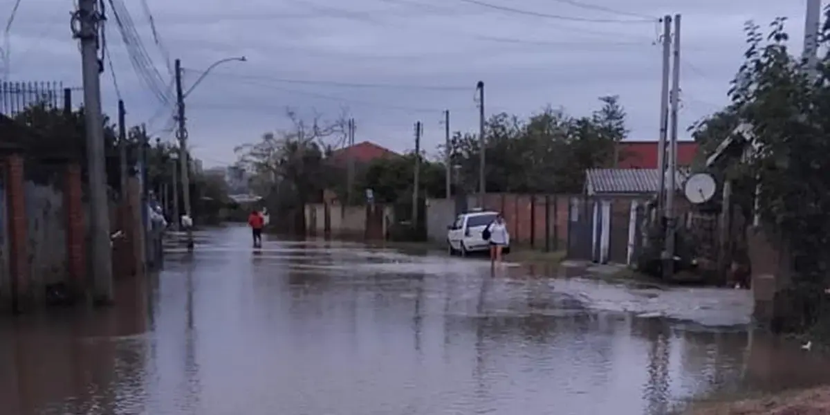 Inmet emite alerta de tempestade severa para a Região Sul do Brasil