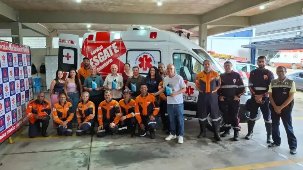 João Monlevade recebe nova ambulância para o Serviço Voluntário de Resgate