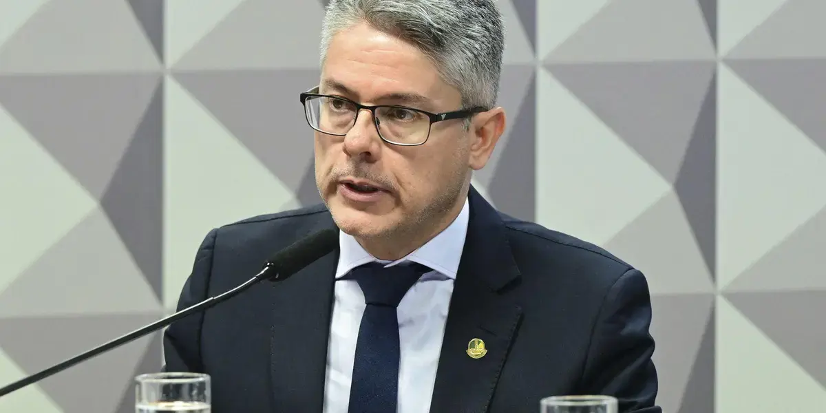 Senado aprova PL Antifacção: penas de até 120 anos para crimes organizados