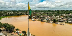 Rio Acre atinge cota de inundação em Rio Branco e deve estabilizar
