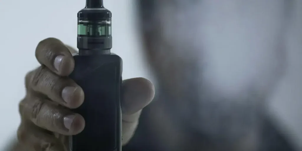 Acordo entre Anvisa e MPF fortalece combate a cigarros eletrônicos no Brasil